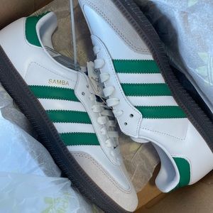NWT ADIDAS SAMBAS